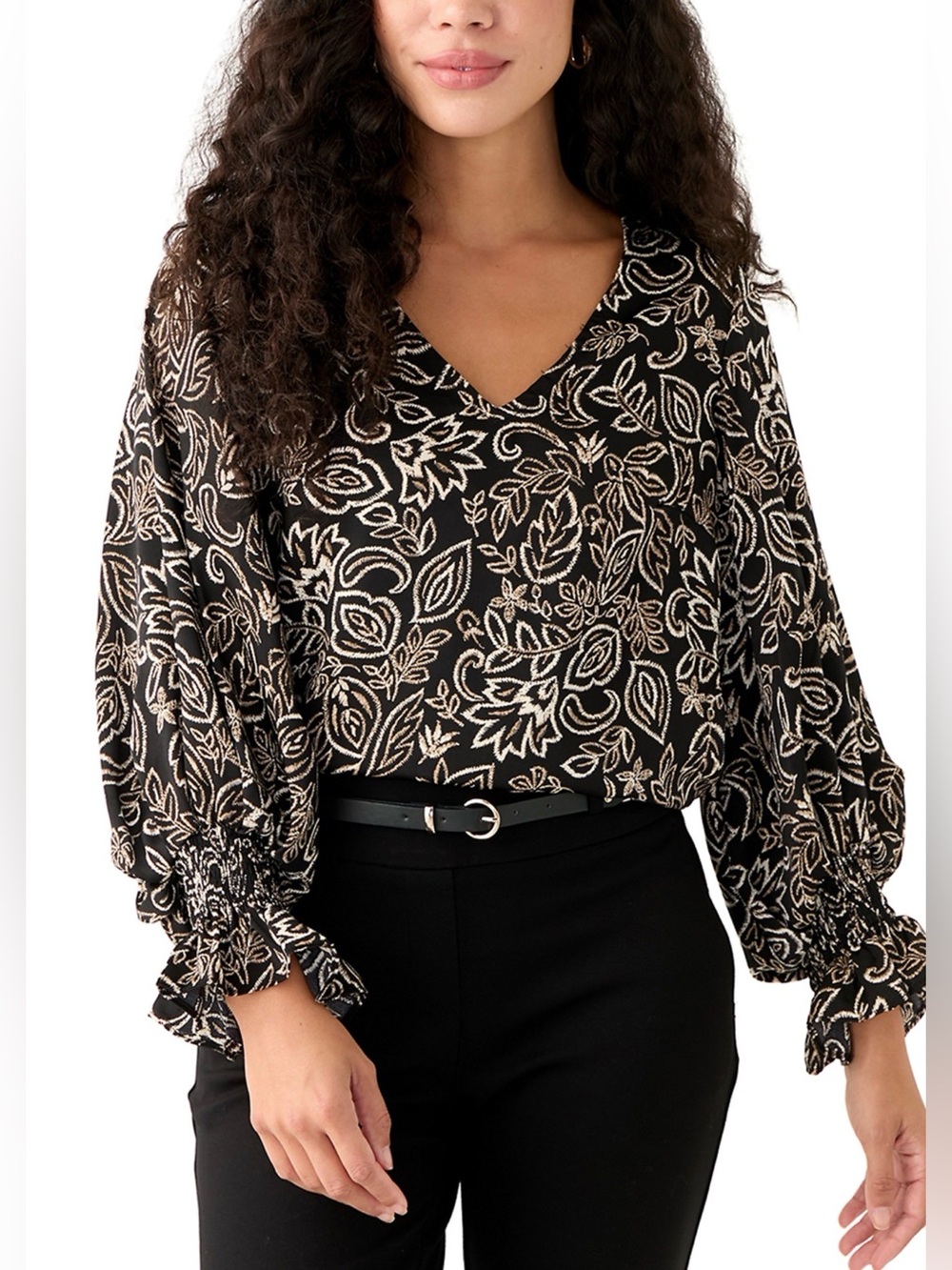 VINCE CAMUTO Women’s Black Floral V-Neck Blouse.